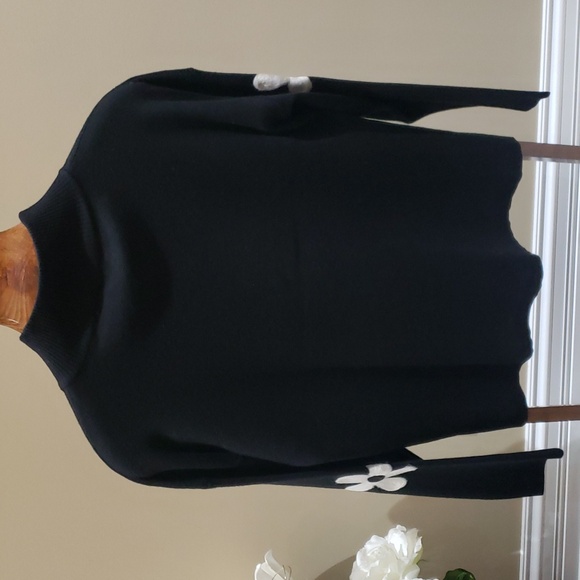 Nwt Sioni large black sweater - Picture 7 of 7